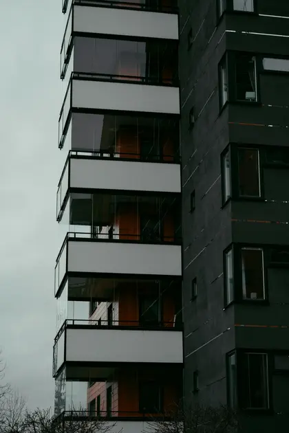 Fechamento de varanda com vidro