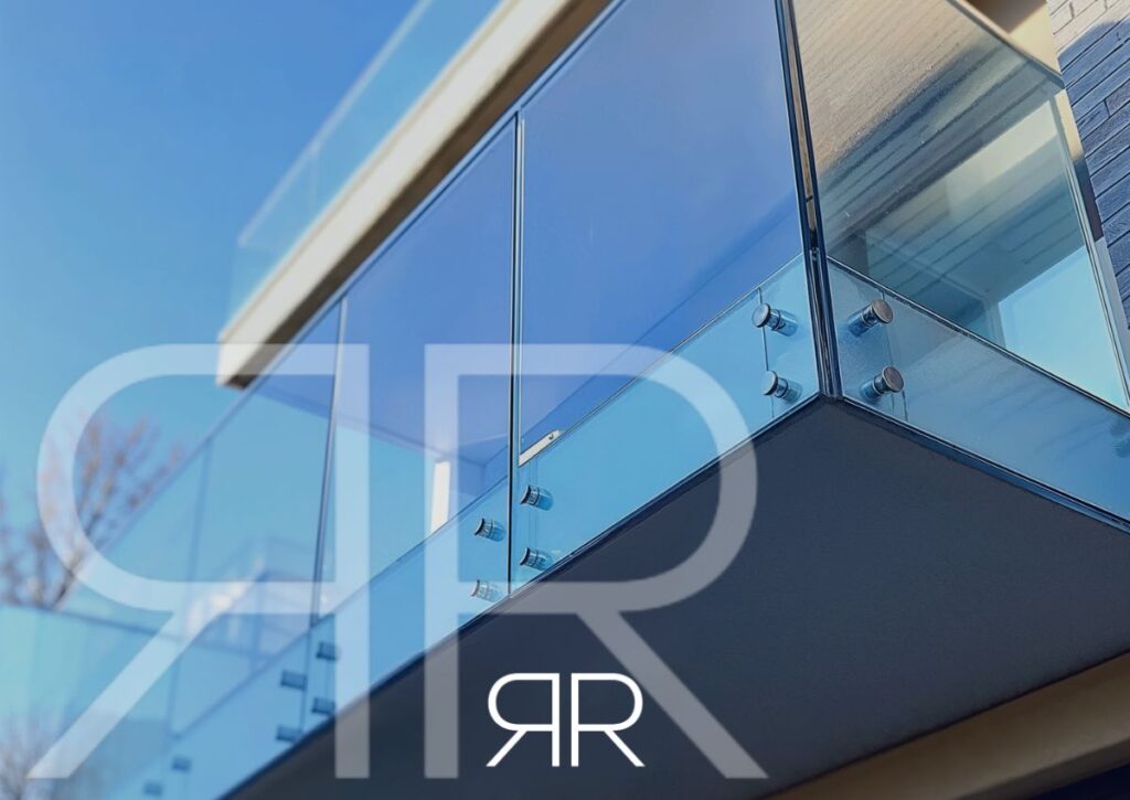 modelo de guarda corpo de vidro botton